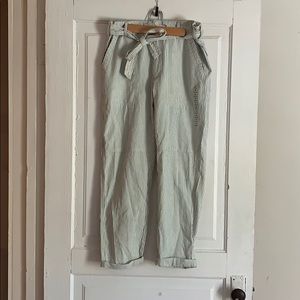 American Eagle Hi-Rise Taper pants